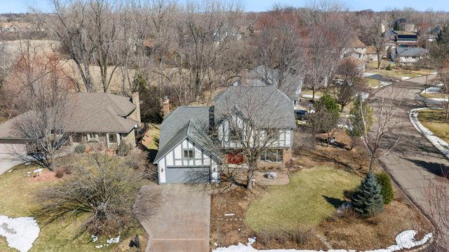 5500 Yorktown Lane N, Plymouth, MN 55442