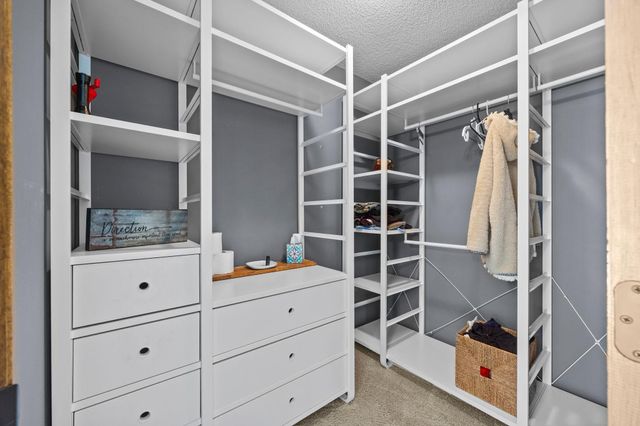 5500 Yorktown Lane N, Plymouth, MN 55442