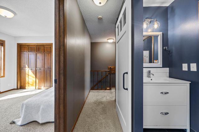 5500 Yorktown Lane N, Plymouth, MN 55442