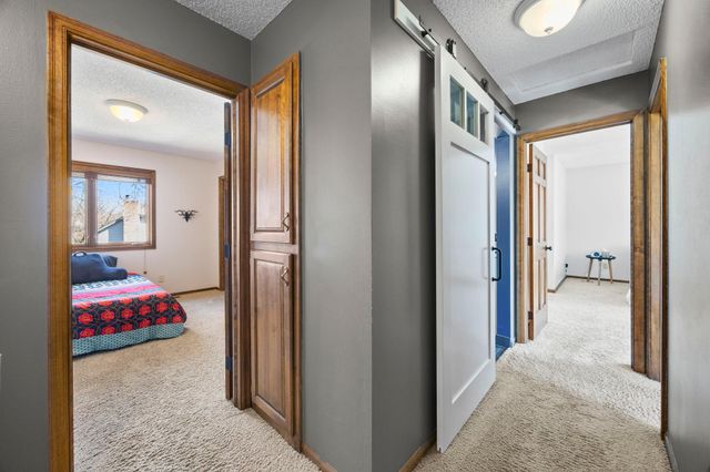 5500 Yorktown Lane N, Plymouth, MN 55442