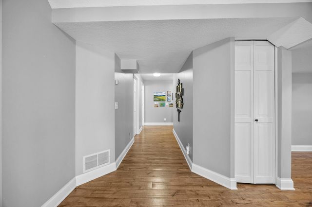 5500 Yorktown Lane N, Plymouth, MN 55442