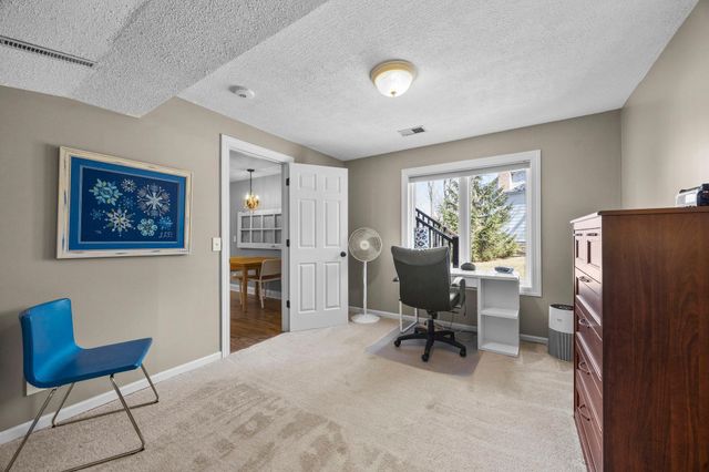 5500 Yorktown Lane N, Plymouth, MN 55442