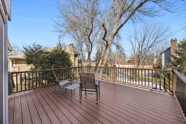 5500 Yorktown Lane N, Plymouth, MN 55442