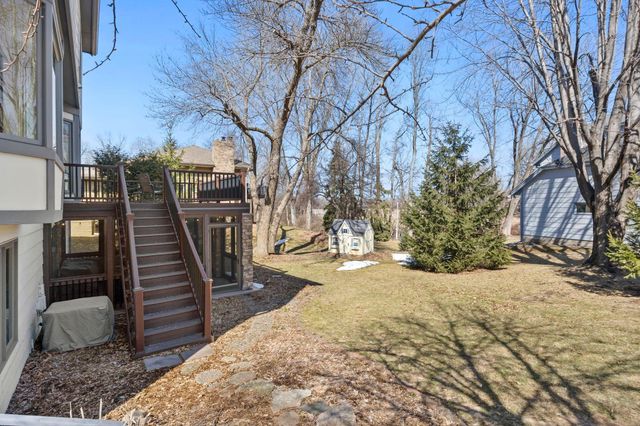 5500 Yorktown Lane N, Plymouth, MN 55442