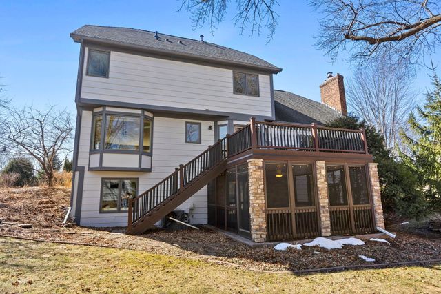 5500 Yorktown Lane N, Plymouth, MN 55442