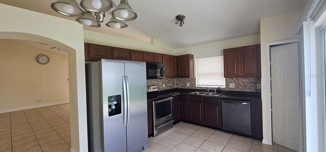 2338 CORDOVA COURT, Kissimmee, FL 34743