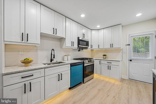 24 N GILMOR ST, Baltimore, MD 21223
