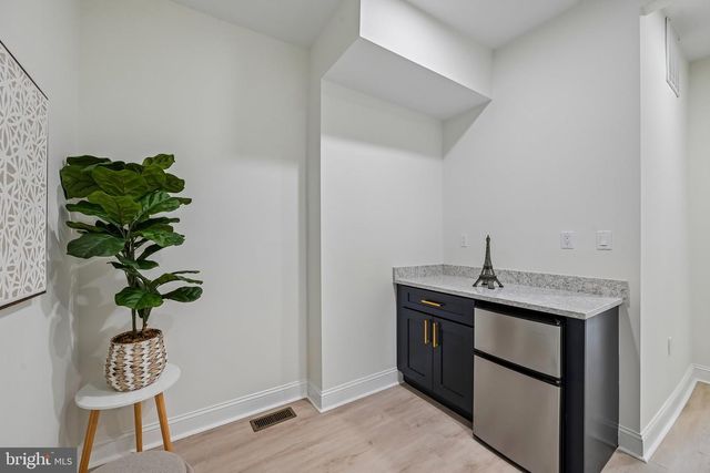24 N GILMOR ST, Baltimore, MD 21223
