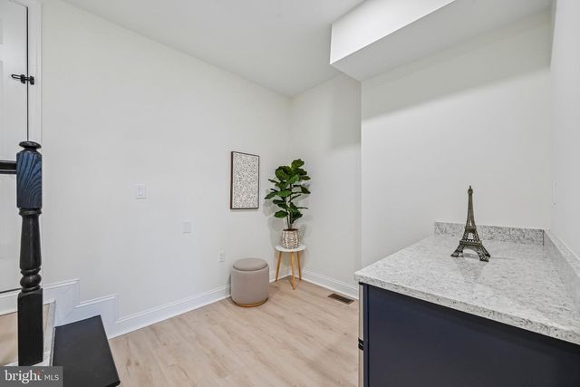 24 N GILMOR ST, Baltimore, MD 21223