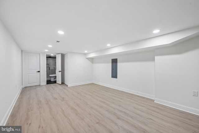 24 N GILMOR ST, Baltimore, MD 21223