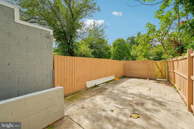 24 N GILMOR ST, Baltimore, MD 21223