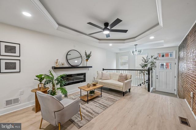 24 N GILMOR ST, Baltimore, MD 21223