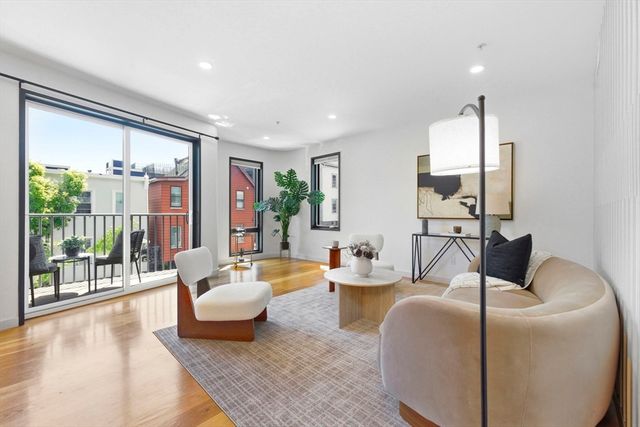 187-191 Condor St 5, Boston, MA 02128