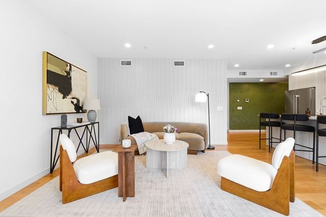 187-191 Condor St 5, Boston, MA 02128