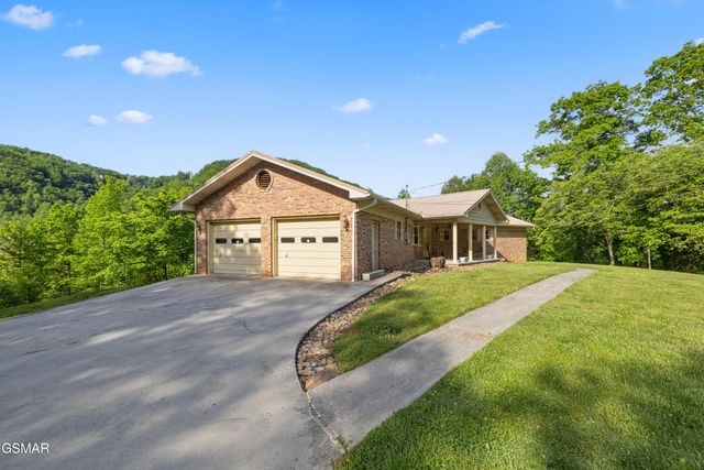 1181 Pine Mountain Road, Sevierville, TN 37862