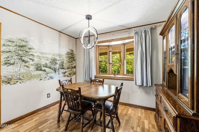 1181 Pine Mountain Road, Sevierville, TN 37862