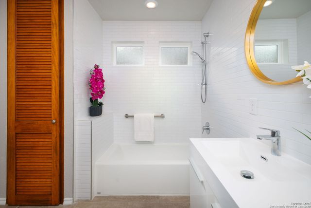 14823 Berkshire, San Antonio, TX 78254