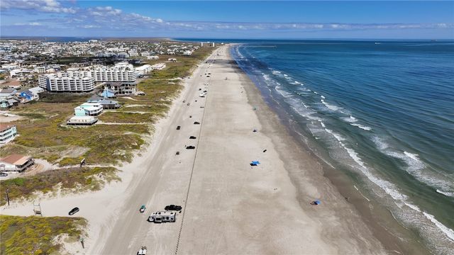 770 Sandcastle Dr 22, Port Aransas, TX 78373