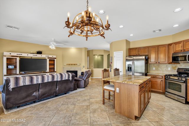 17688 S Vermillion Sunset Drive, Vail, AZ 85641