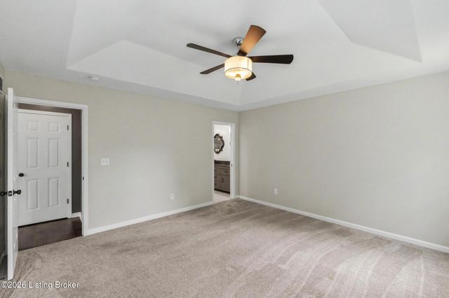 309 Rockcrest View Ct, Louisville, KY 40245