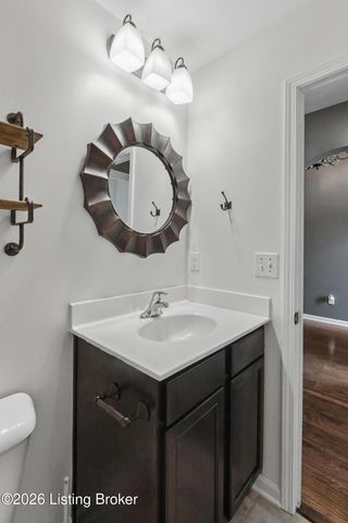309 Rockcrest View Ct, Louisville, KY 40245