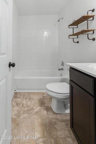 309 Rockcrest View Ct, Louisville, KY 40245