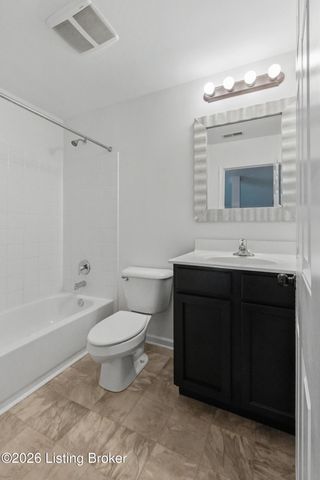 309 Rockcrest View Ct, Louisville, KY 40245