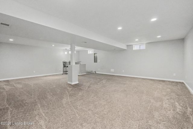 309 Rockcrest View Ct, Louisville, KY 40245