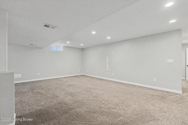 309 Rockcrest View Ct, Louisville, KY 40245