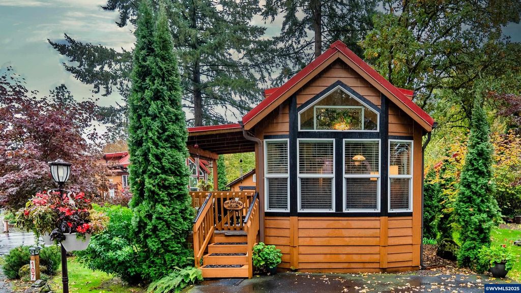 Image 1 of property listing at 8372 Enchanted (#107) Wy SE 107, Turner, OR 97392