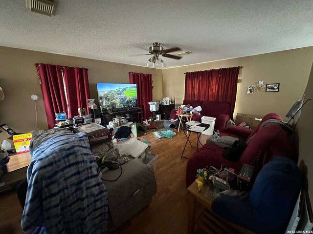 9442 Sycamore, San Antonio, TX 78254