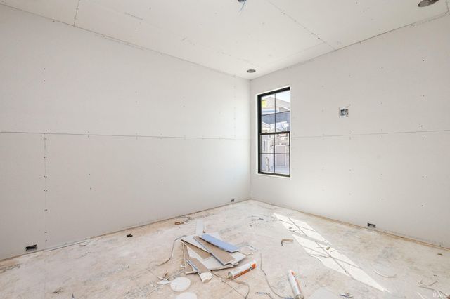 18470 Forest Glade Drive, South Bend, IN 46637