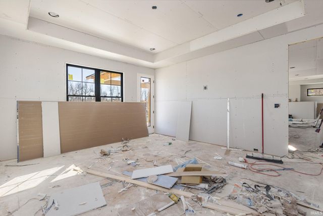 18470 Forest Glade Drive, South Bend, IN 46637