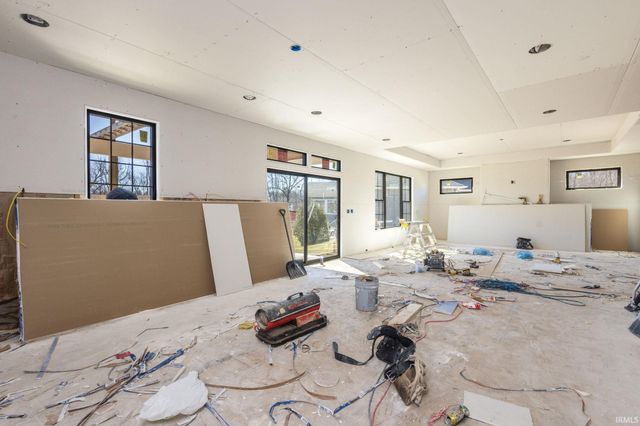 18470 Forest Glade Drive, South Bend, IN 46637