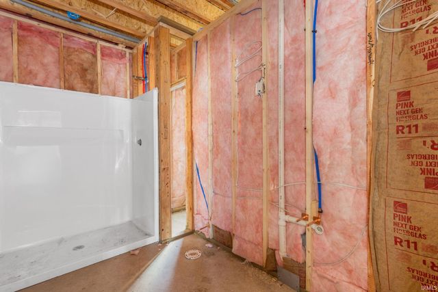 18470 Forest Glade Drive, South Bend, IN 46637