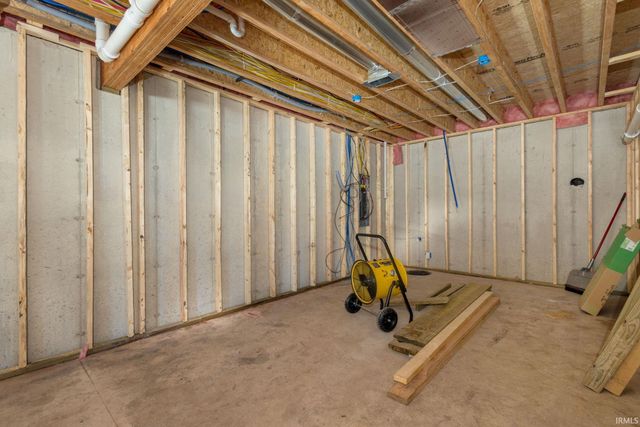 18470 Forest Glade Drive, South Bend, IN 46637