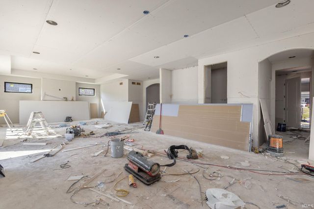 18470 Forest Glade Drive, South Bend, IN 46637