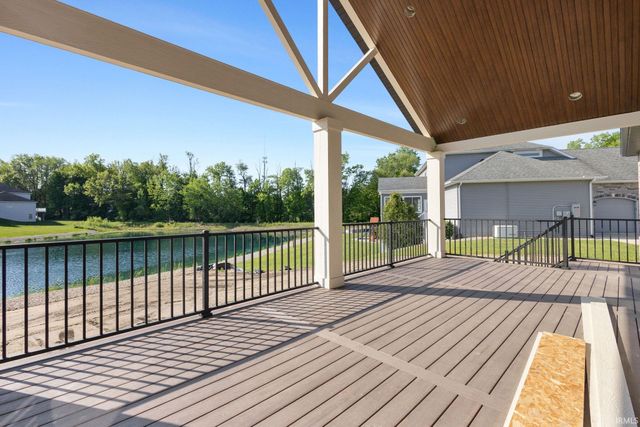 18470 Forest Glade Drive, South Bend, IN 46637