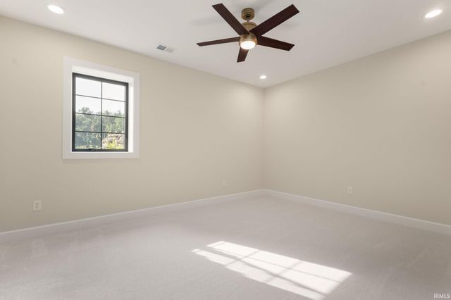 18470 Forest Glade Drive, South Bend, IN 46637