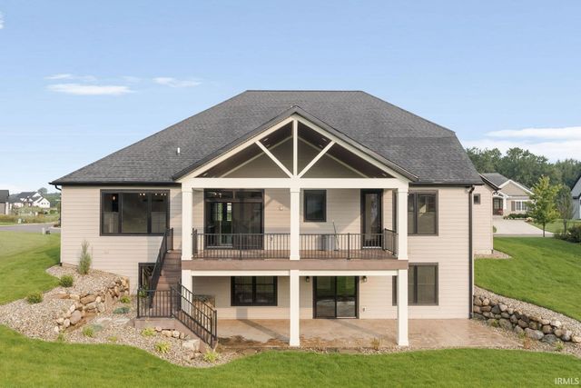 18470 Forest Glade Drive, South Bend, IN 46637