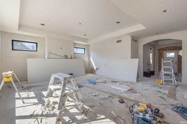 18470 Forest Glade Drive, South Bend, IN 46637