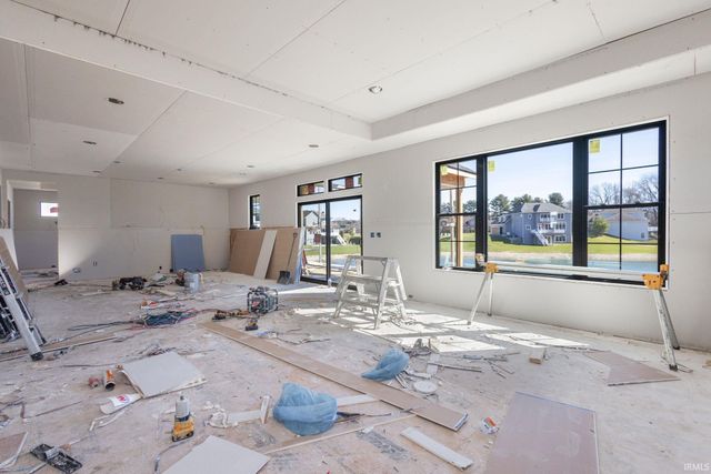 18470 Forest Glade Drive, South Bend, IN 46637