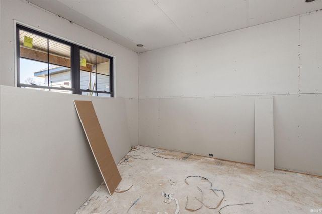 18470 Forest Glade Drive, South Bend, IN 46637