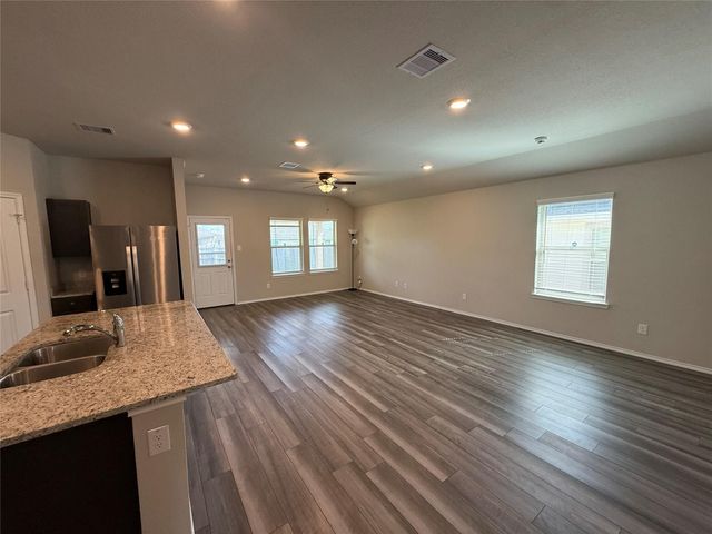 229 Pecos Drive, Huntsville, TX 77340