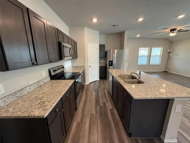 229 Pecos Drive, Huntsville, TX 77340