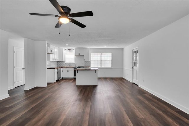 9056 Chestnut Lake Drive, Jonesboro, GA 30236