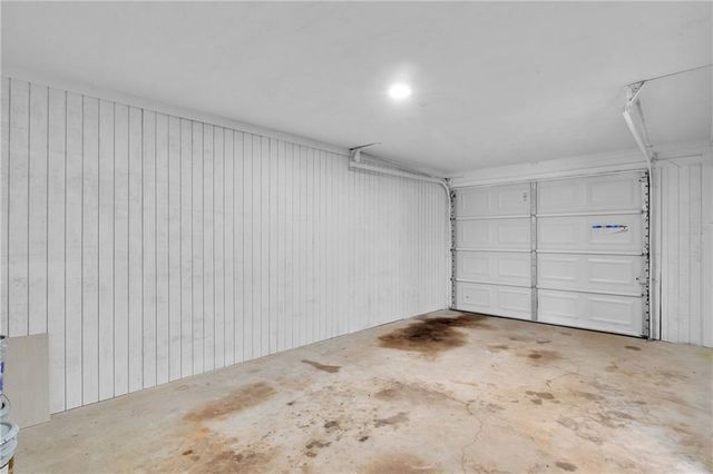 9056 Chestnut Lake Drive, Jonesboro, GA 30236