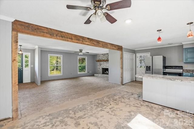 14 Jack Sullins Road, Spruce Pine, NC 28777