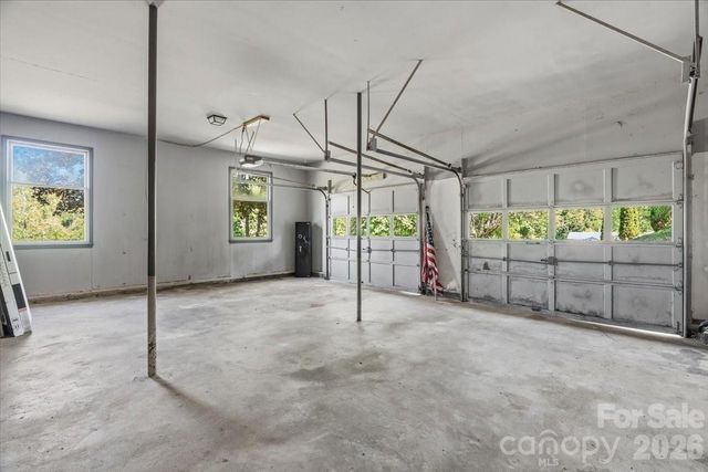 14 Jack Sullins Road, Spruce Pine, NC 28777