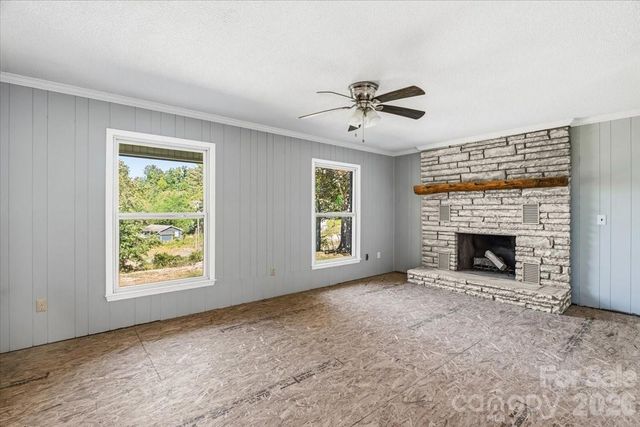 14 Jack Sullins Road, Spruce Pine, NC 28777